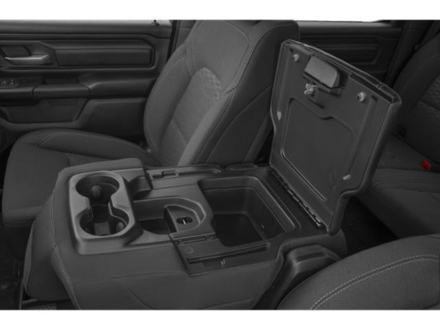 2027 RAM 1500 Express 4x4 Crew Cab 5'7 Box
