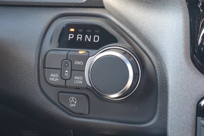 2027 RAM 1500 Express 4x4 Crew Cab 5'7 Box