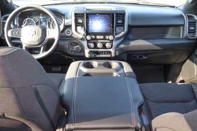 2026 RAM 1500 Express 4x4 Crew Cab 5'7 Box