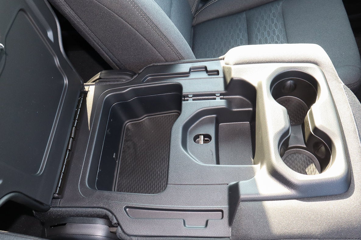 2026 RAM 1500 Express 4x4 Crew Cab 5'7 Box