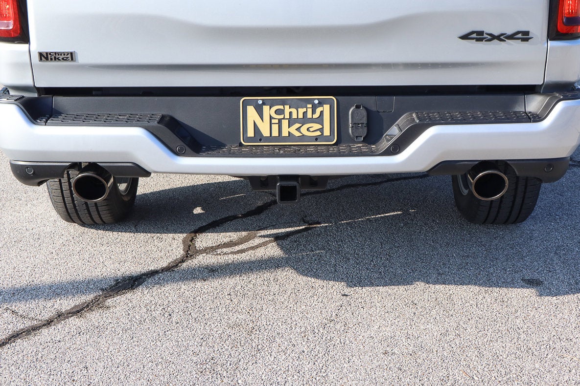 2026 RAM 1500 Express 4x4 Crew Cab 5'7 Box