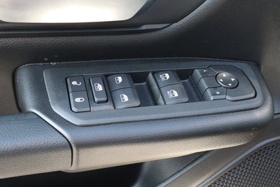 2026 RAM 1500 Express 4x4 Crew Cab 5'7 Box