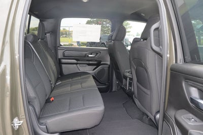 2027 RAM 1500 Express 4x4 Crew Cab 5'7 Box