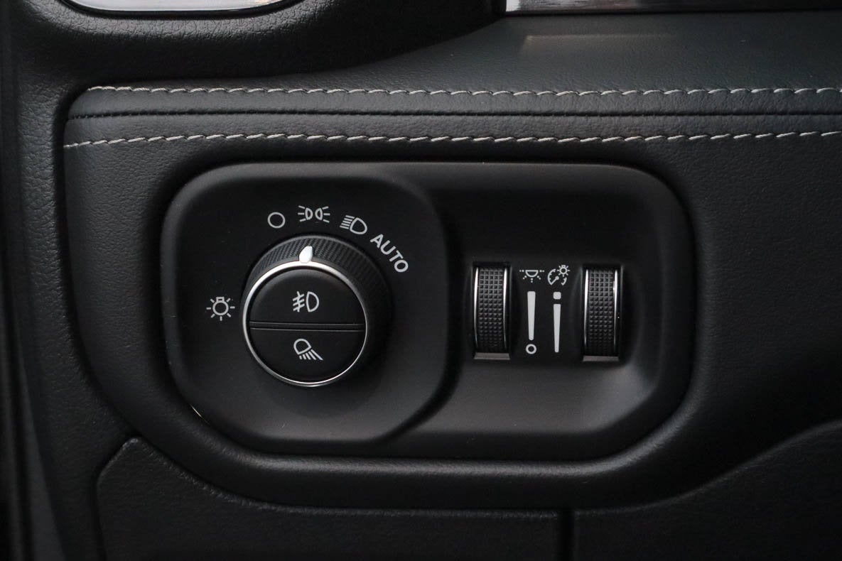 2025 RAM 1500 Limited 4x4 Crew Cab 5'7 Box