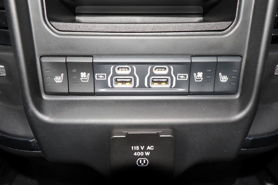2025 RAM 1500 Limited 4x4 Crew Cab 5'7 Box