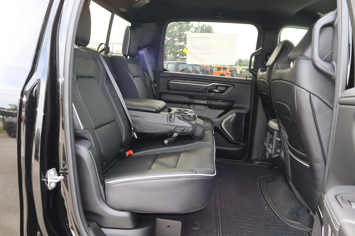 2026 RAM 1500 Limited 4x4 Crew Cab 5'7 Box