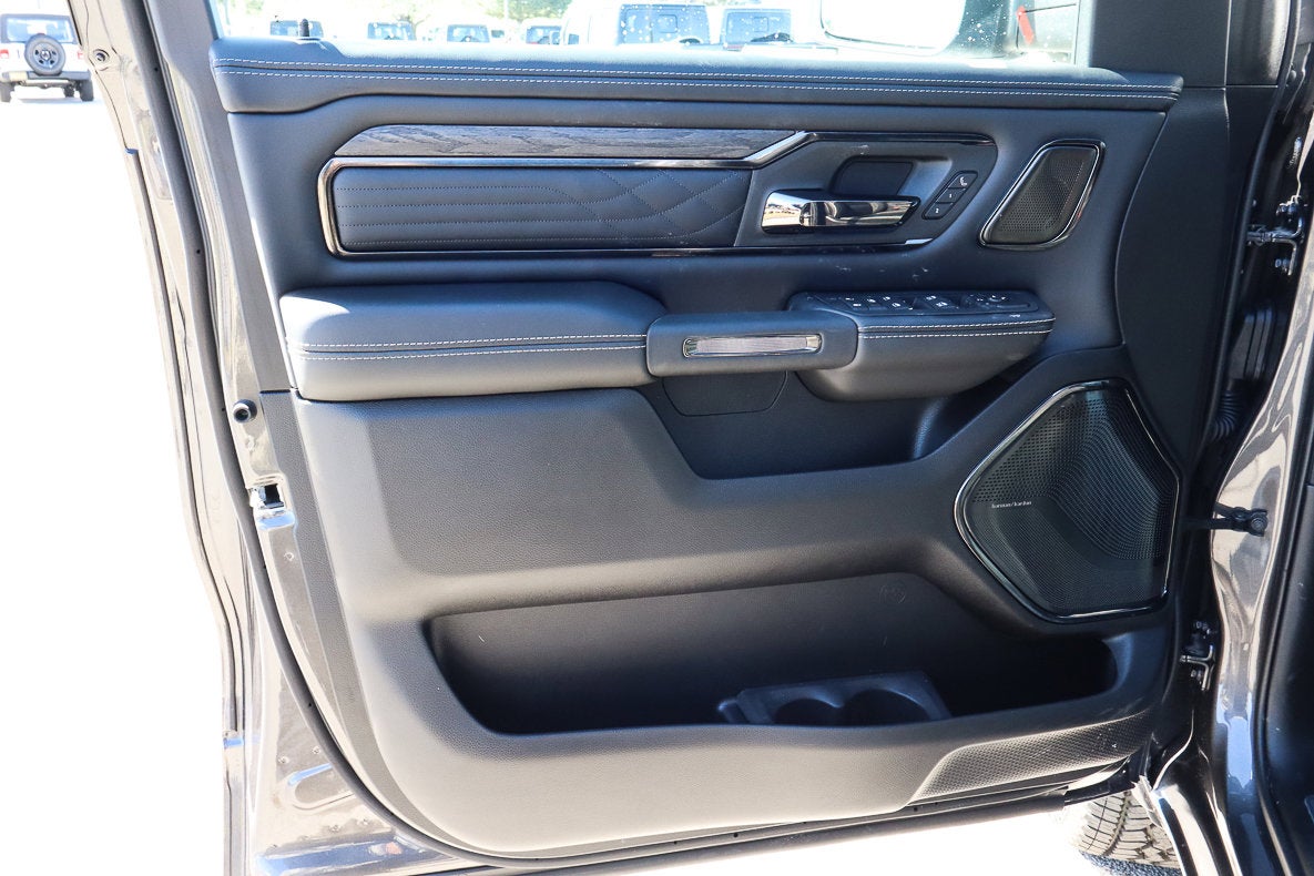 2026 RAM 1500 Limited 4x4 Crew Cab 5'7 Box