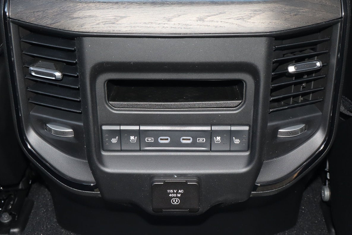 2026 RAM 1500 Limited 4x4 Crew Cab 5'7 Box