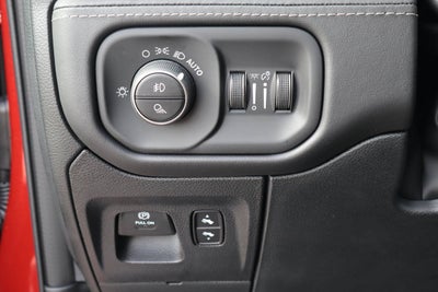 2027 RAM 1500 Limited 4x4 Crew Cab 5'7 Box