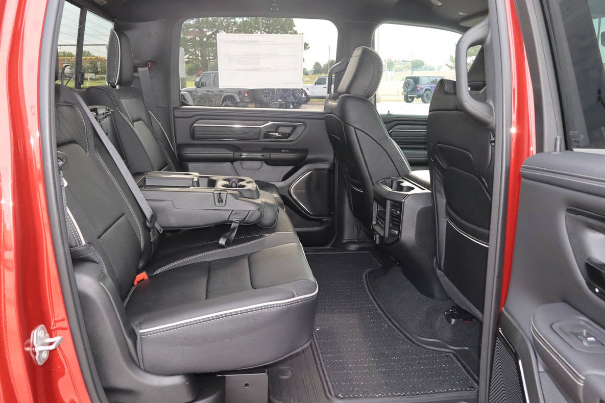 2027 RAM 1500 Limited 4x4 Crew Cab 5'7 Box