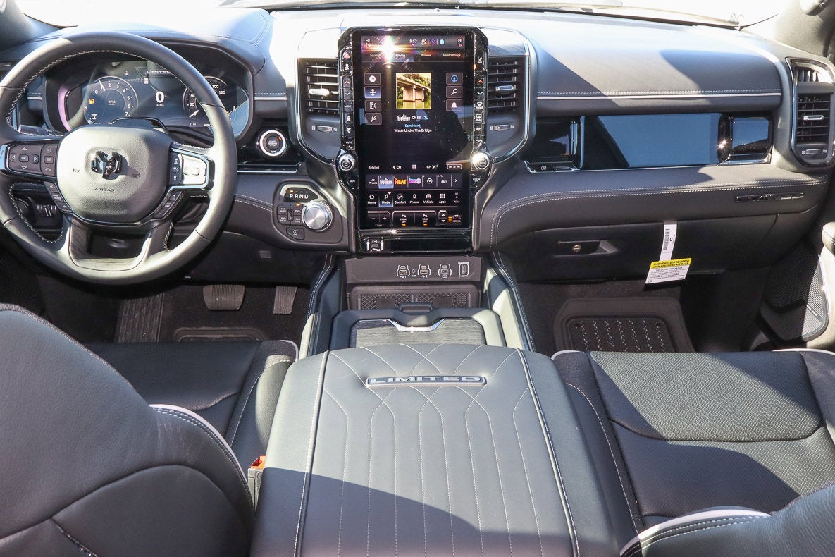 2026 RAM 1500 Limited 4x4 Crew Cab 5'7 Box