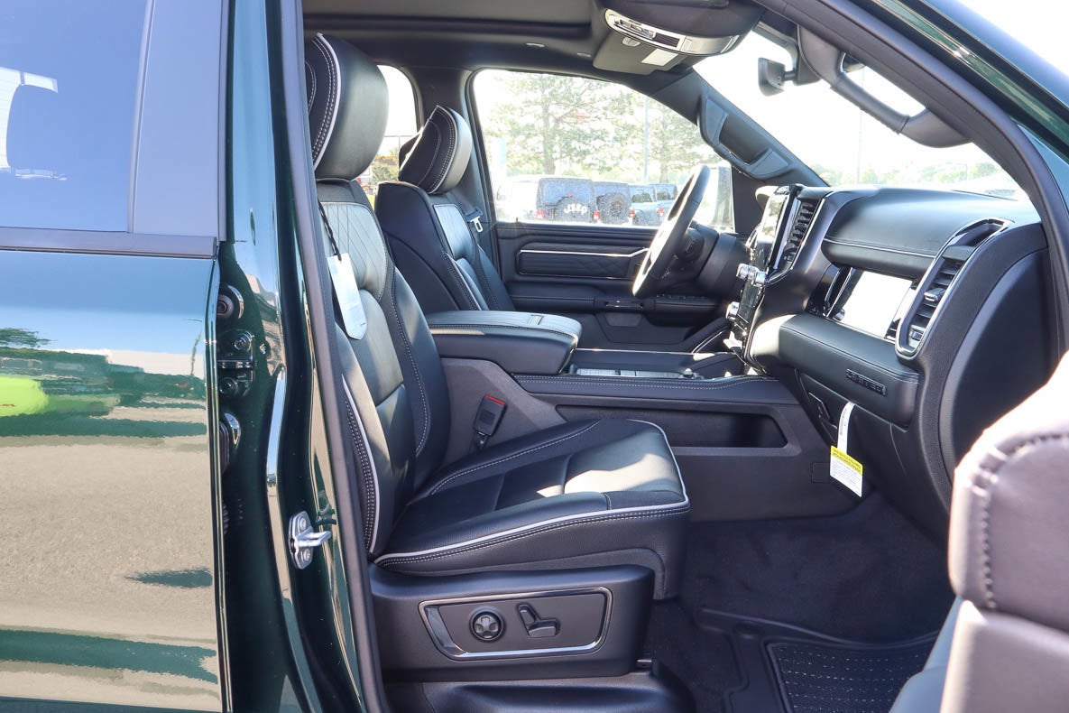2026 RAM 1500 Limited 4x4 Crew Cab 5'7 Box