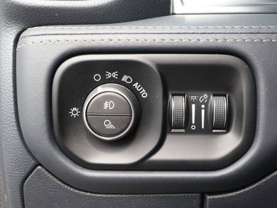 2023 RAM 1500 Limited 4x4 Crew Cab 5'7 Box