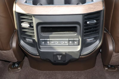 2026 RAM 1500 Longhorn 4x4 Crew Cab 5'7 Box