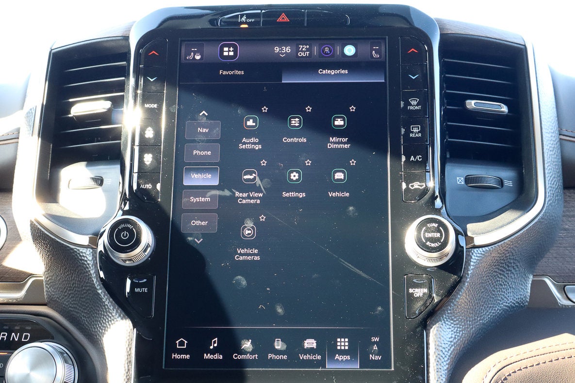 2026 RAM 1500 Longhorn 4x4 Crew Cab 5'7 Box