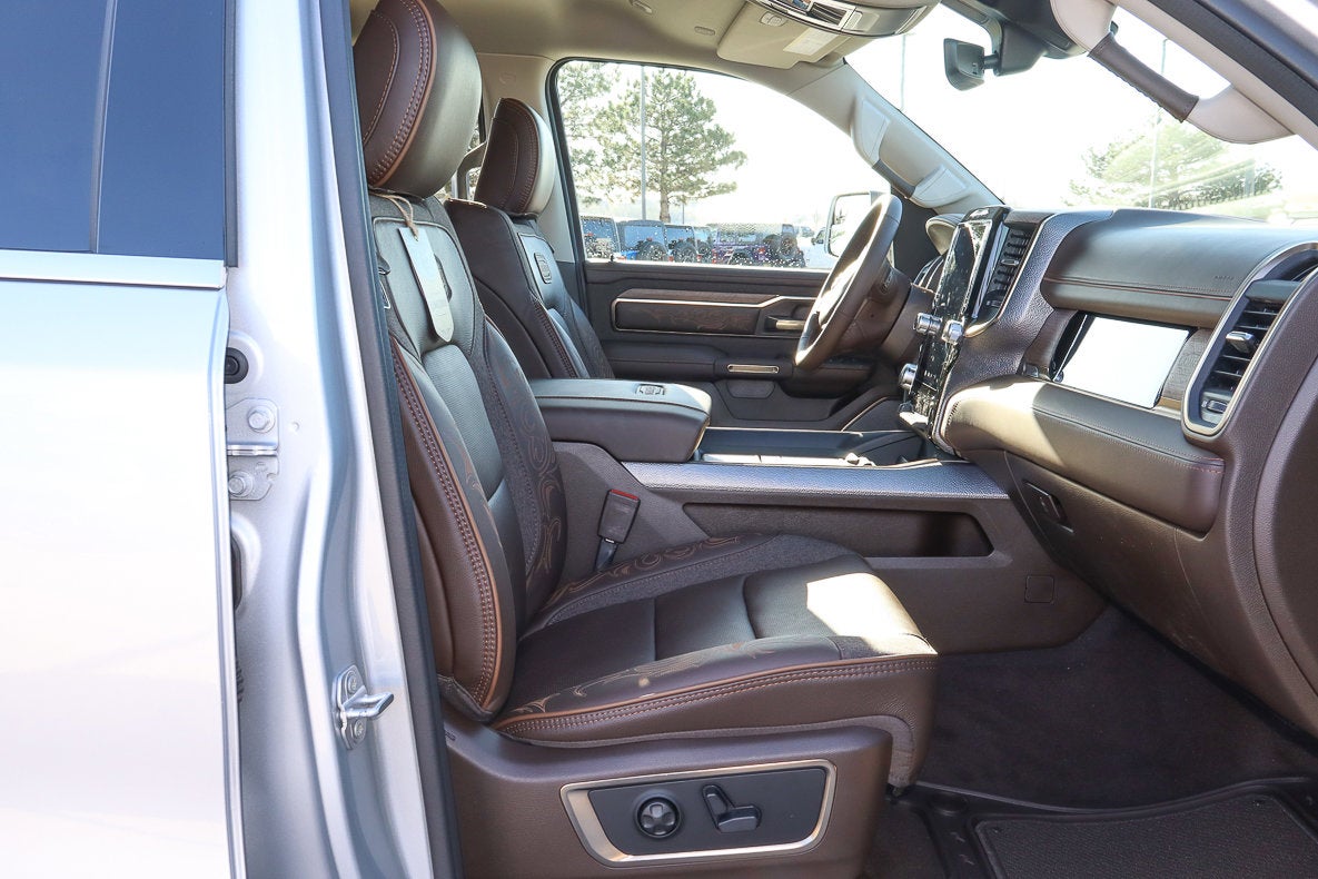 2026 RAM 1500 Longhorn 4x4 Crew Cab 5'7 Box