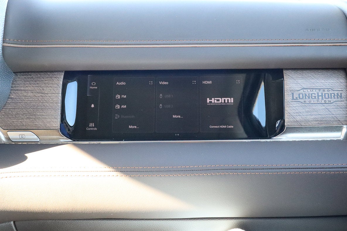 2026 RAM 1500 Longhorn 4x4 Crew Cab 5'7 Box