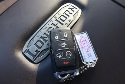 2026 RAM 1500 Longhorn 4x4 Crew Cab 5'7 Box