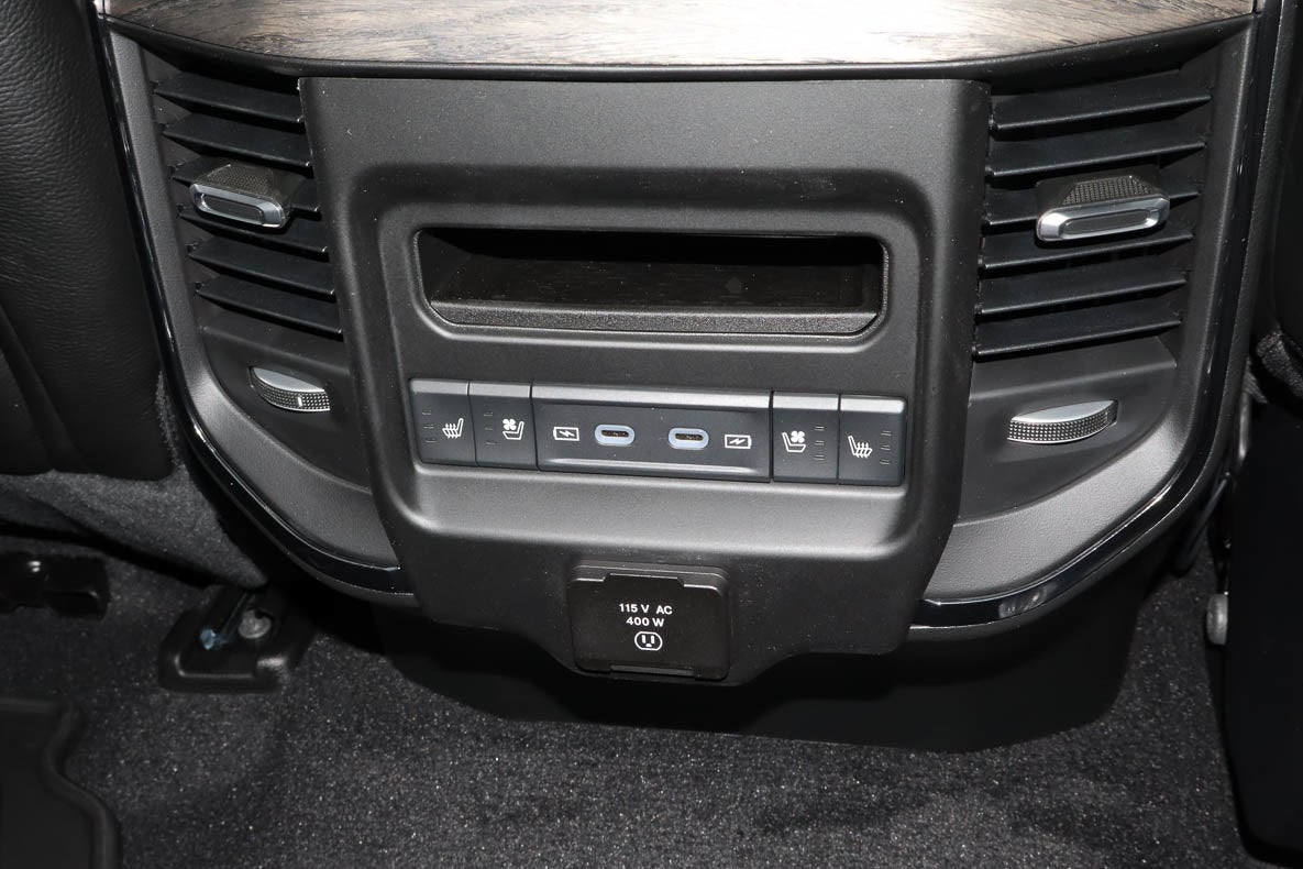 2026 RAM 1500 Limited 4x4 Crew Cab 5'7 Box