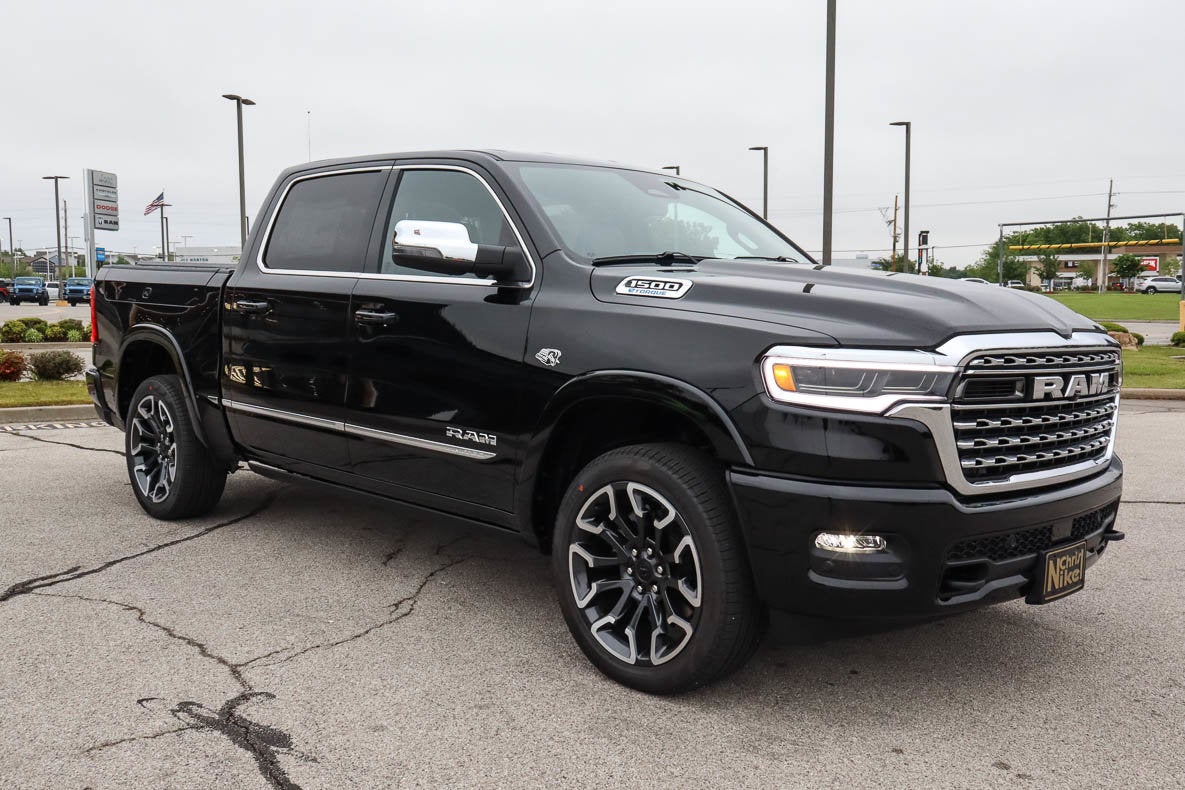 2026 RAM 1500 Limited 4x4 Crew Cab 5'7 Box