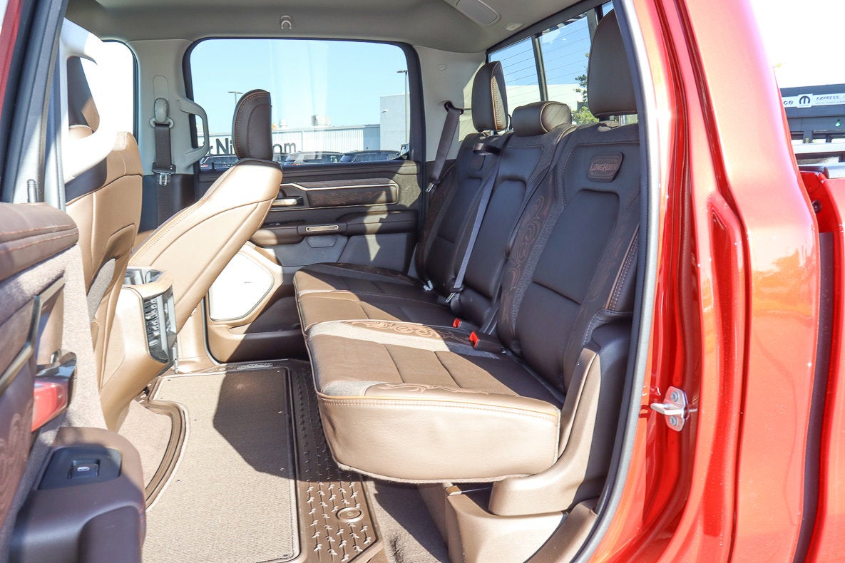 2026 RAM 1500 Longhorn 4x4 Crew Cab 5'7 Box