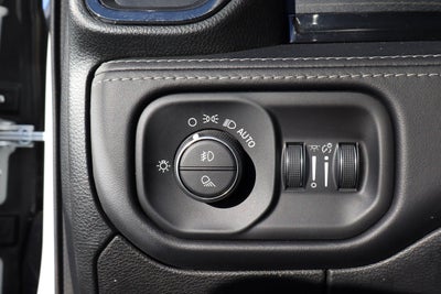 2022 RAM 1500 Limited 4x4 Crew Cab 5'7 Box