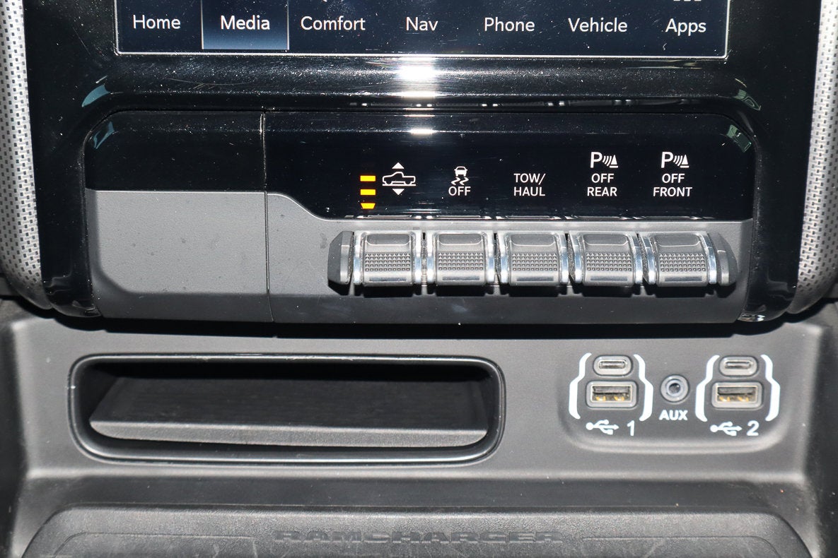 2022 RAM 1500 Limited 4x4 Crew Cab 5'7 Box