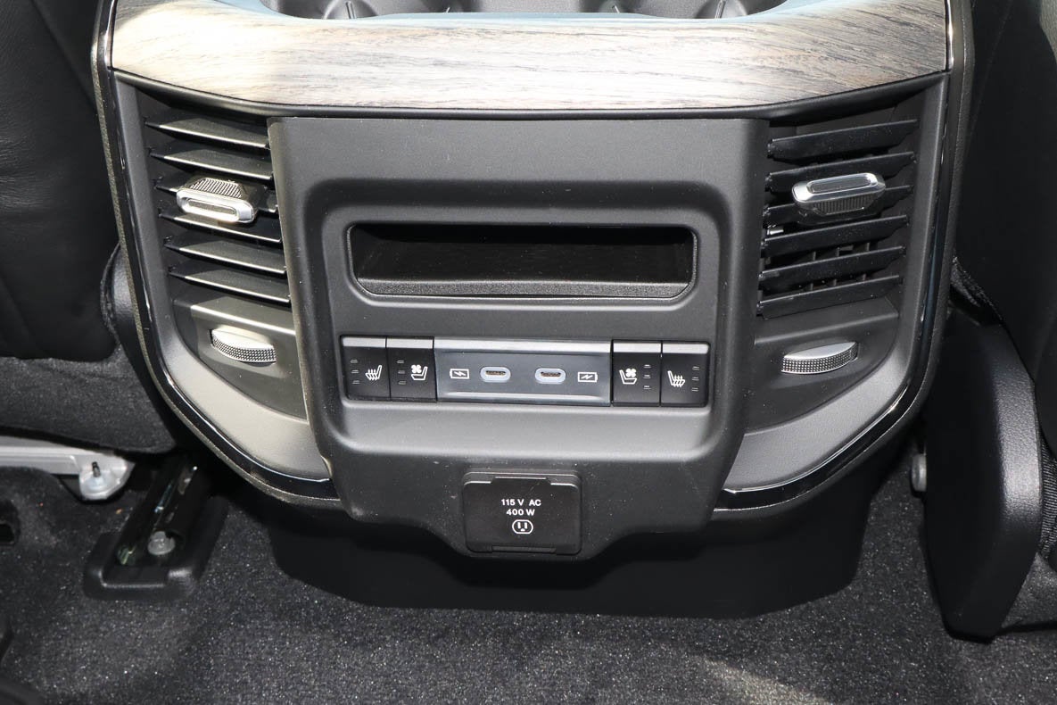 2026 RAM 1500 Limited 4x4 Crew Cab 5'7 Box