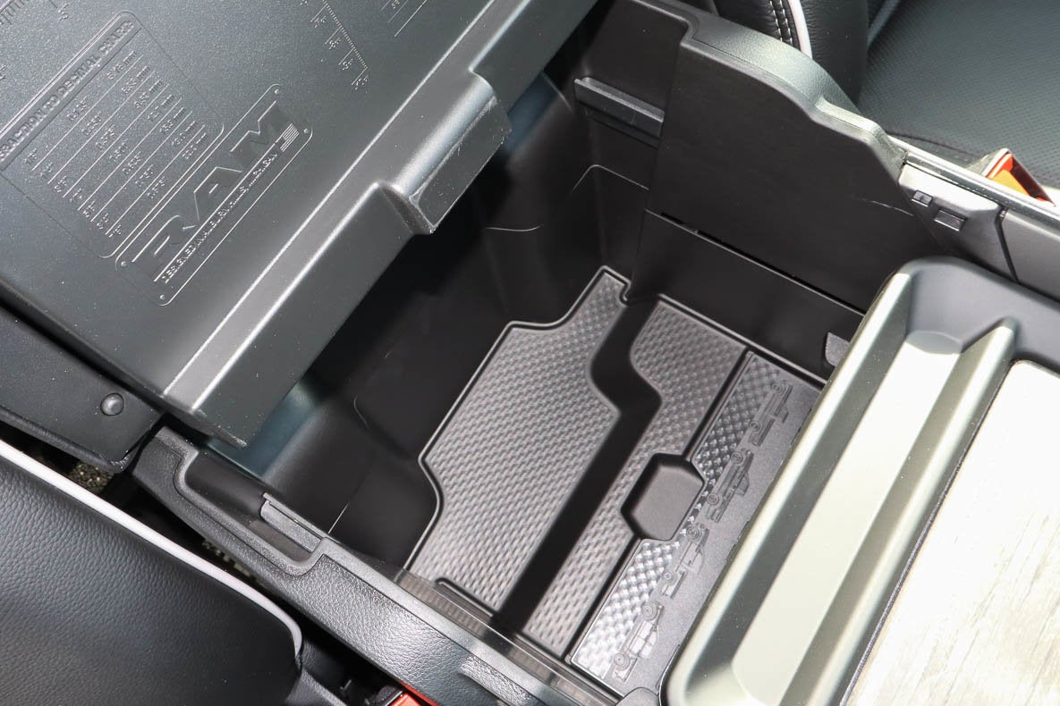 2026 RAM 1500 Limited 4x4 Crew Cab 5'7 Box