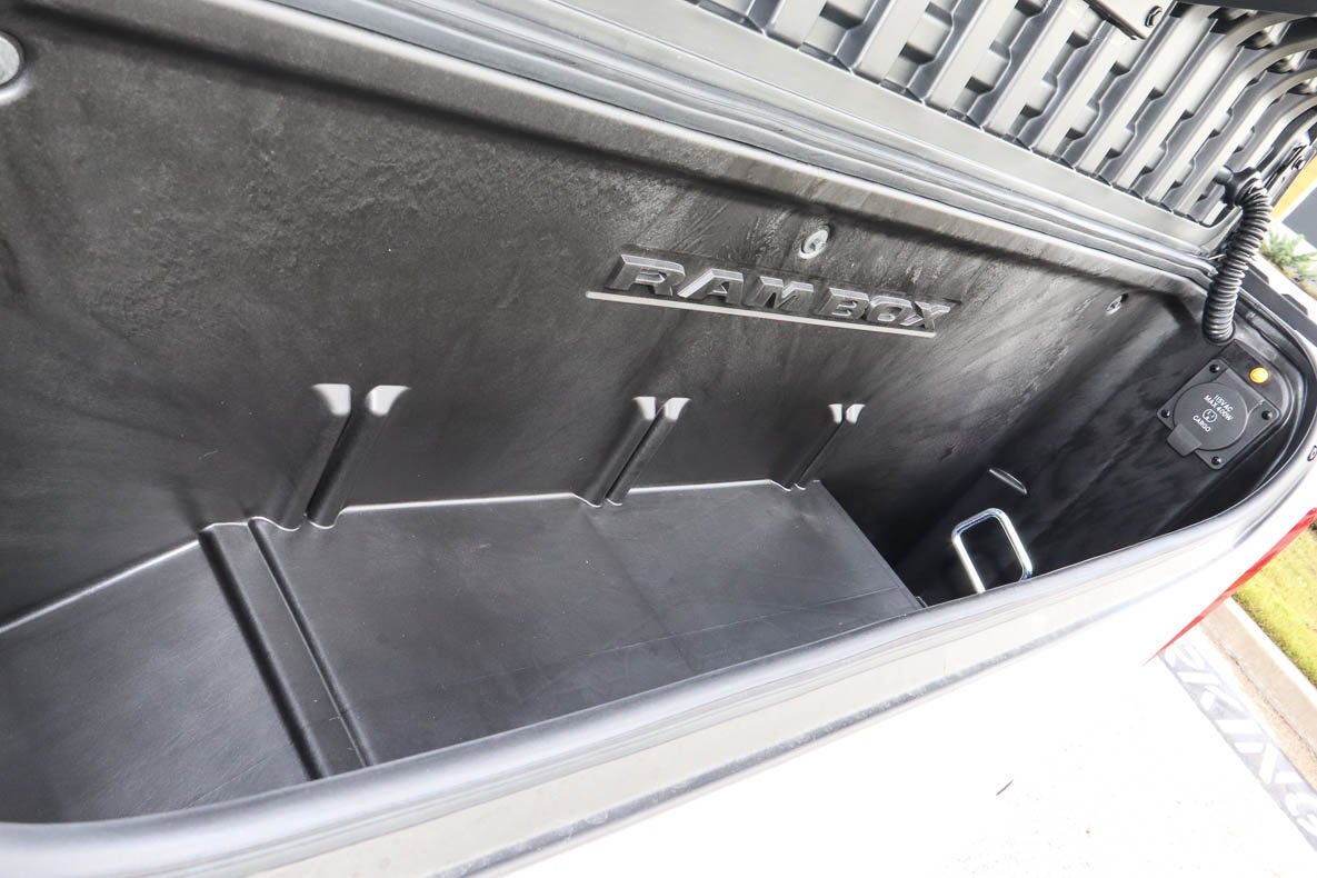 2026 RAM 1500 Limited 4x4 Crew Cab 5'7 Box