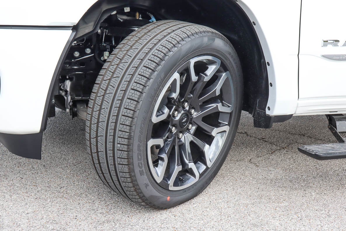 2026 RAM 1500 Limited 4x4 Crew Cab 5'7 Box