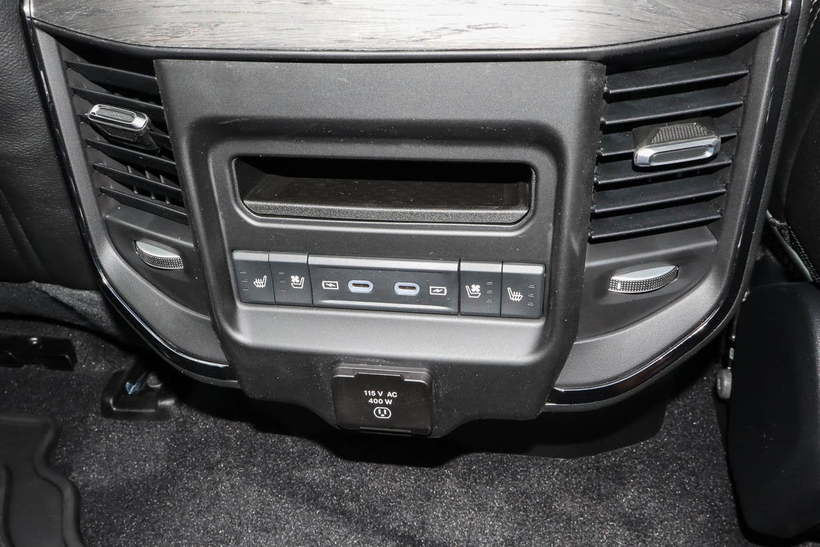 2026 RAM 1500 Limited 4x4 Crew Cab 5'7 Box