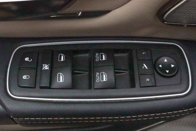2020 RAM 1500 Limited 4x4 Crew Cab 5'7 Box