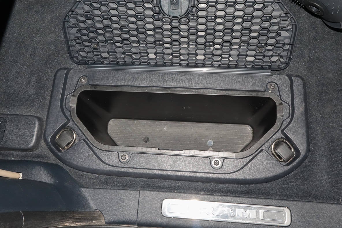 2020 RAM 1500 Limited 4x4 Crew Cab 5'7 Box