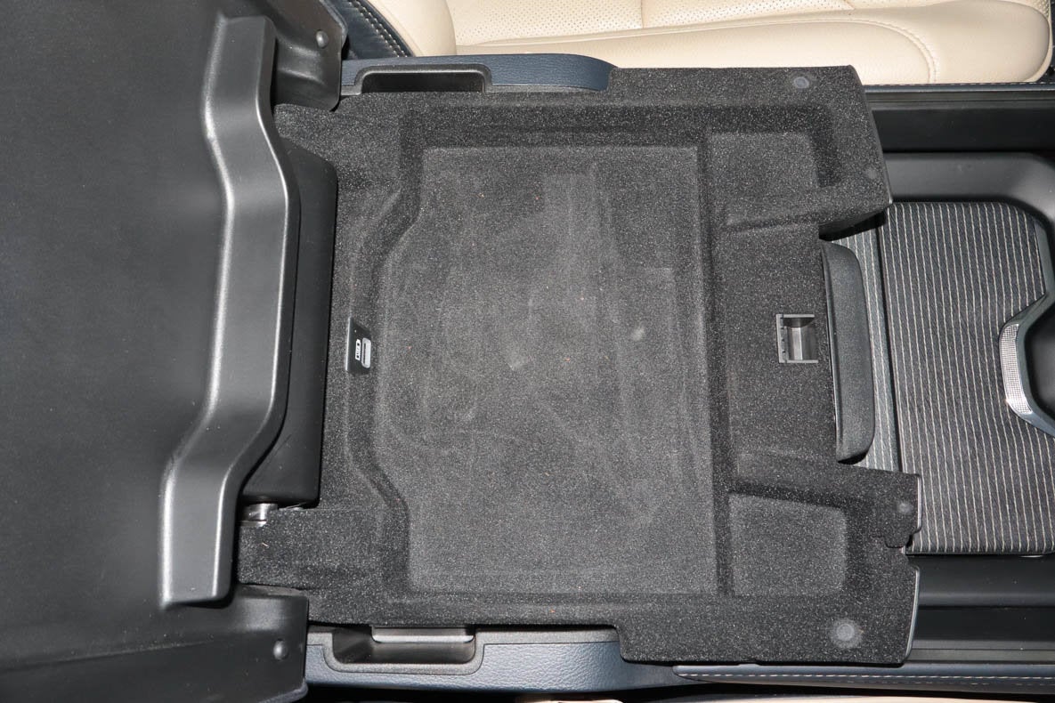2020 RAM 1500 Limited 4x4 Crew Cab 5'7 Box
