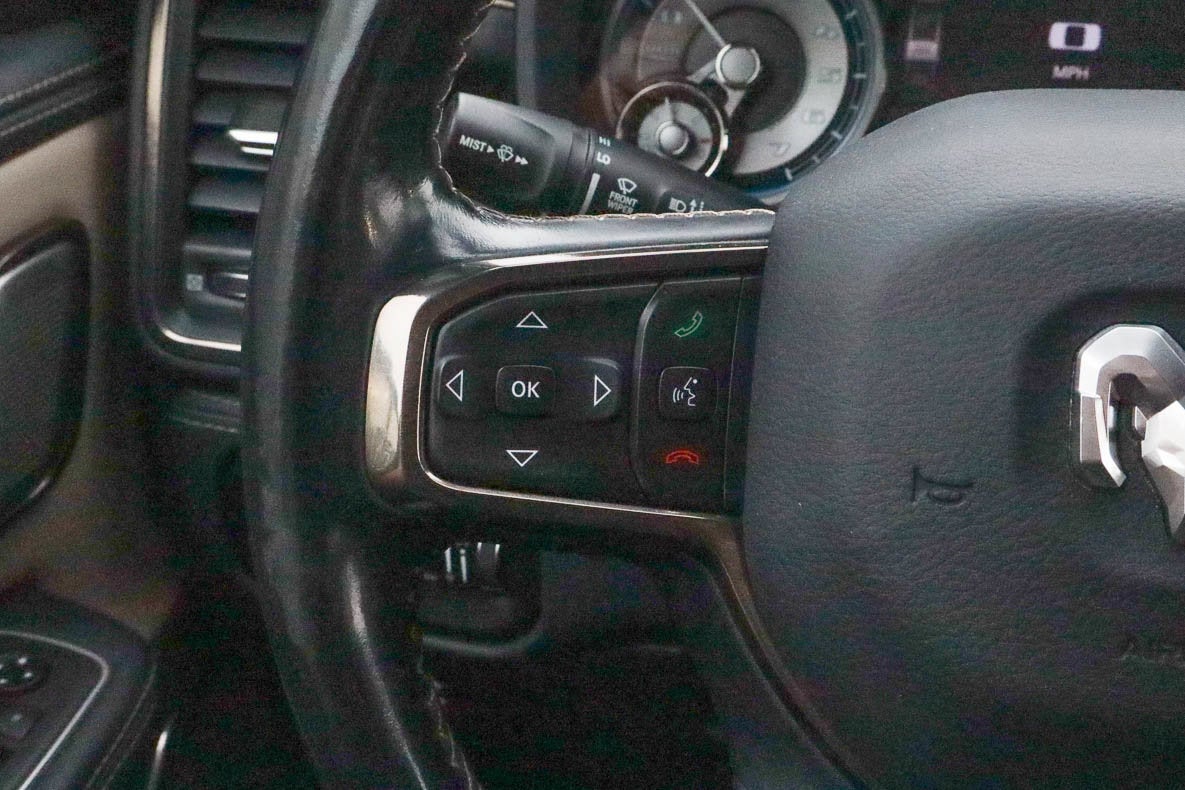2020 RAM 1500 Limited 4x4 Crew Cab 5'7 Box