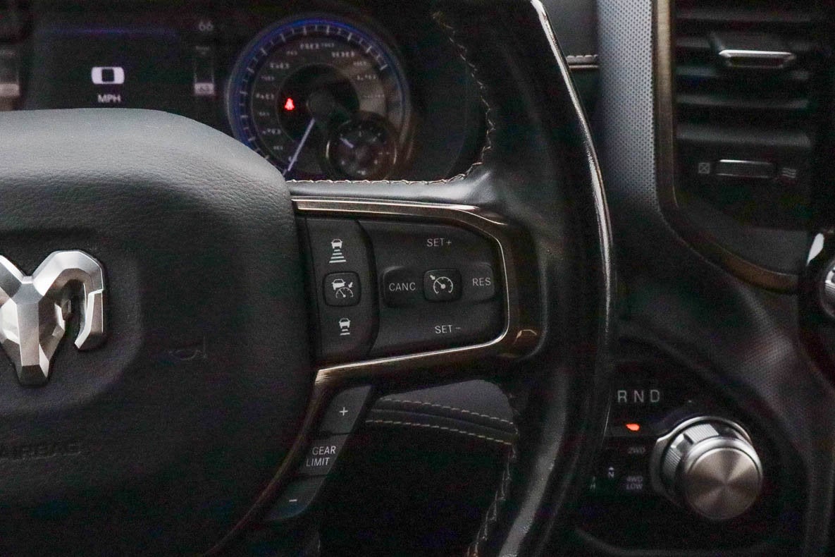 2020 RAM 1500 Limited 4x4 Crew Cab 5'7 Box