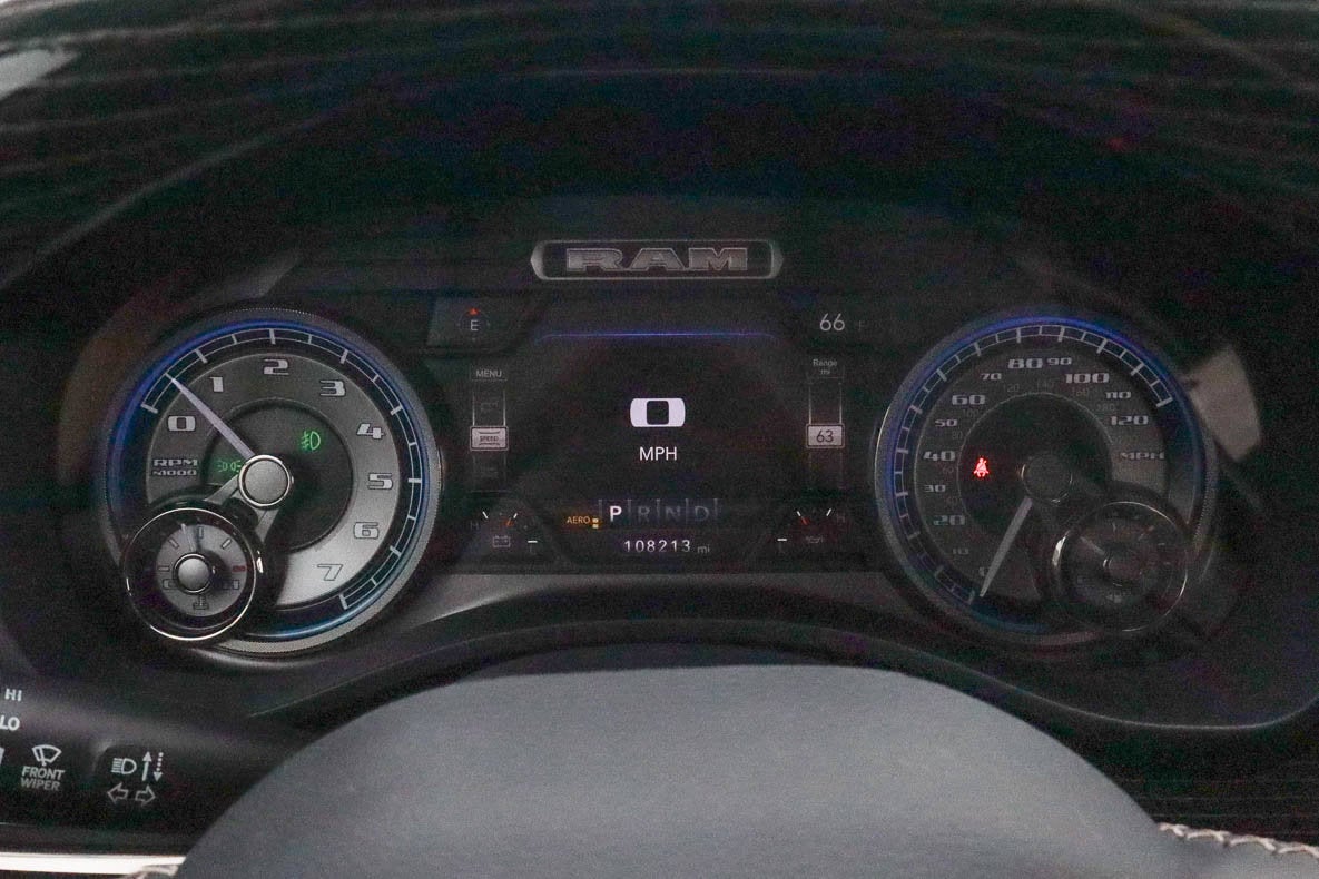 2020 RAM 1500 Limited 4x4 Crew Cab 5'7 Box