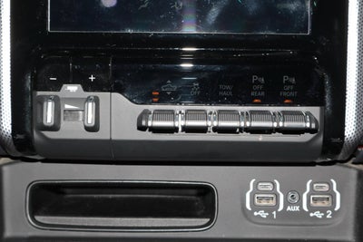 2020 RAM 1500 Limited 4x4 Crew Cab 5'7 Box