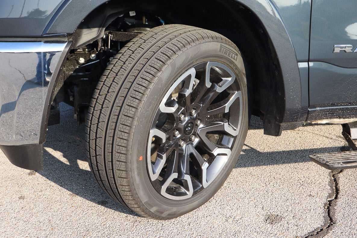 2026 RAM 1500 Longhorn 4x4 Crew Cab 5'7 Box