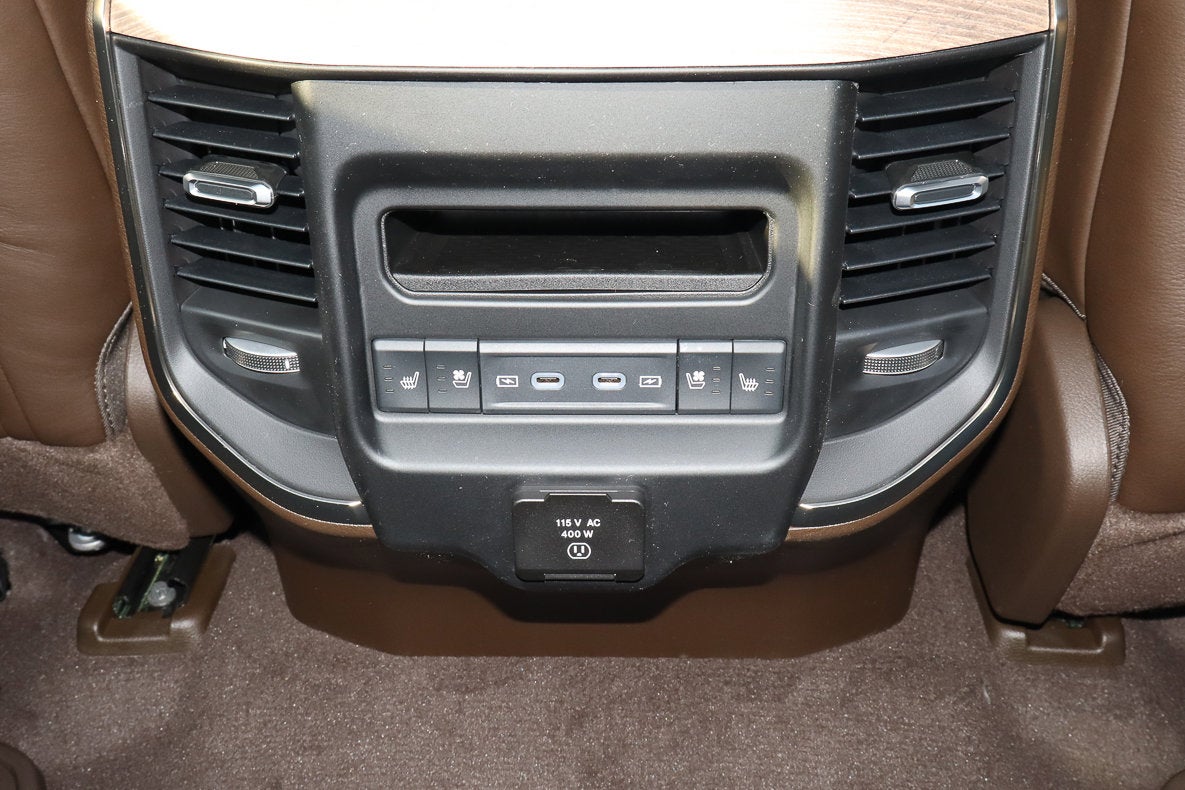 2026 RAM 1500 Longhorn 4x4 Crew Cab 5'7 Box