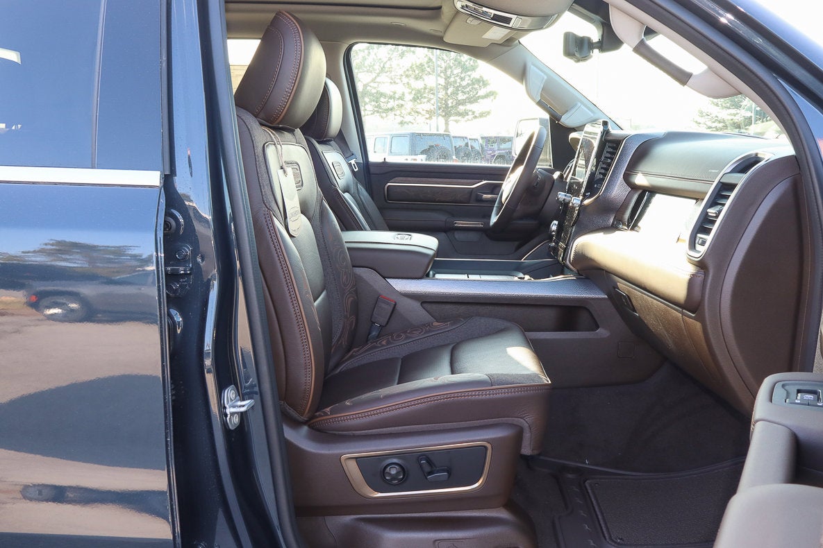 2026 RAM 1500 Longhorn 4x4 Crew Cab 5'7 Box