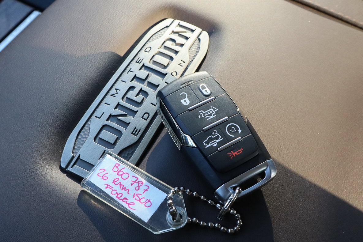 2026 RAM 1500 Longhorn 4x4 Crew Cab 5'7 Box