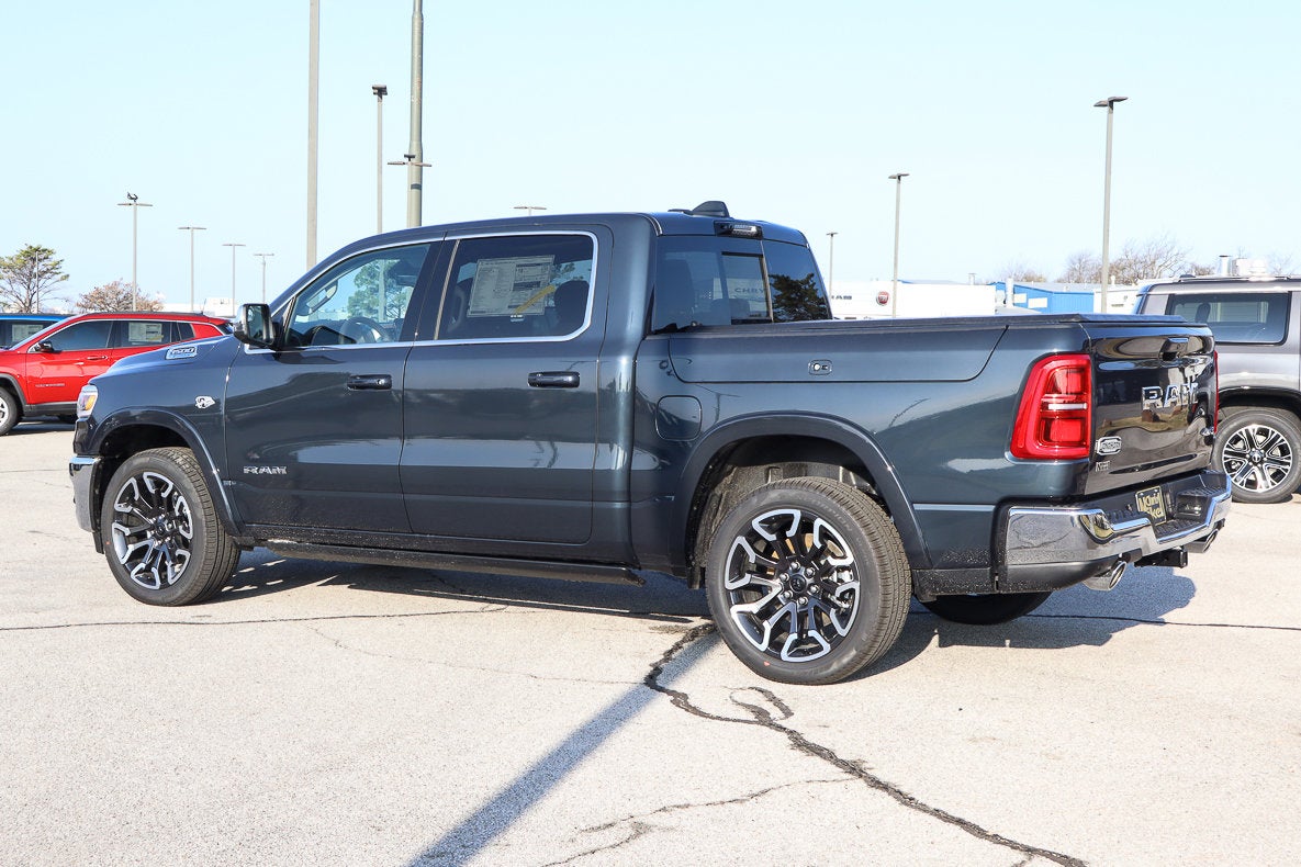 2026 RAM 1500 Longhorn 4x4 Crew Cab 5'7 Box