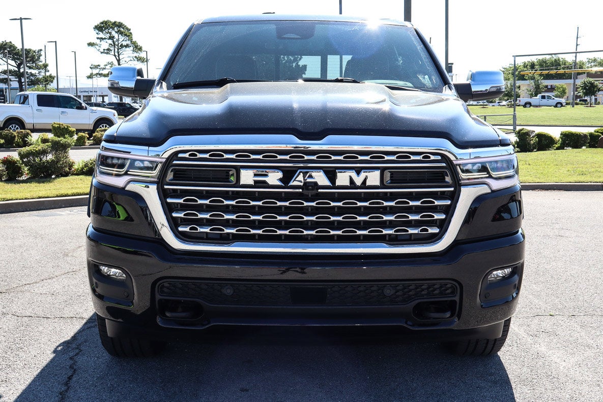 2026 RAM 1500 Limited 4x4 Crew Cab 5'7 Box