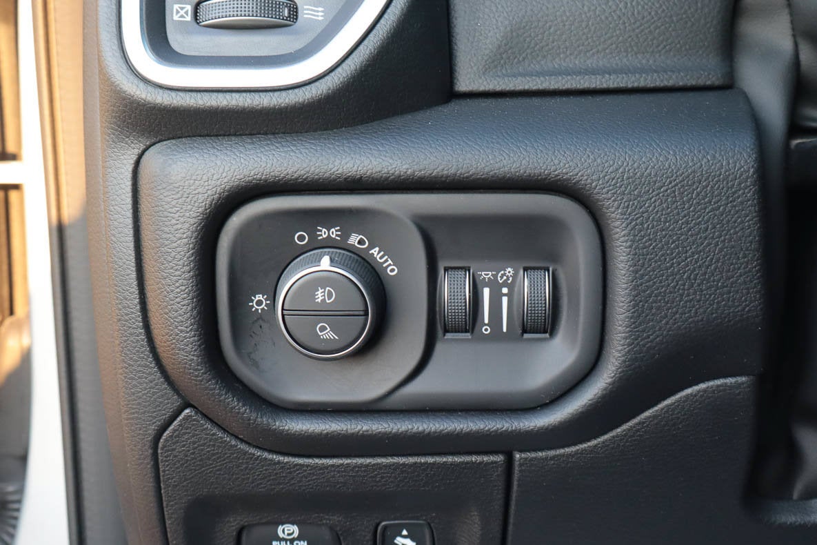 2026 RAM 1500 Laramie 4x4 Crew Cab 5'7 Box