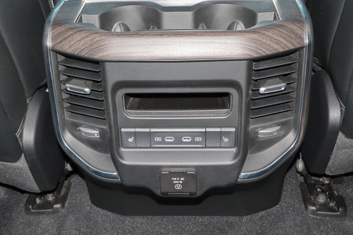 2026 RAM 1500 Laramie 4x4 Crew Cab 5'7 Box
