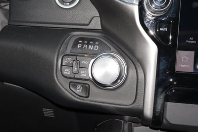 2026 RAM 1500 Laramie 4x4 Crew Cab 5'7 Box