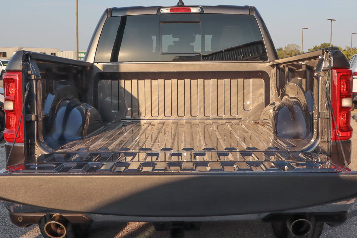 2026 RAM 1500 Laramie 4x4 Crew Cab 5'7 Box