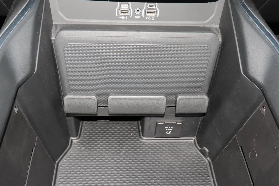 2026 RAM 1500 Laramie 4x4 Crew Cab 5'7 Box